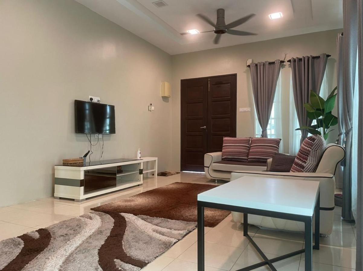 Vistana Indah Homestay ألور سيتار المظهر الخارجي الصورة
