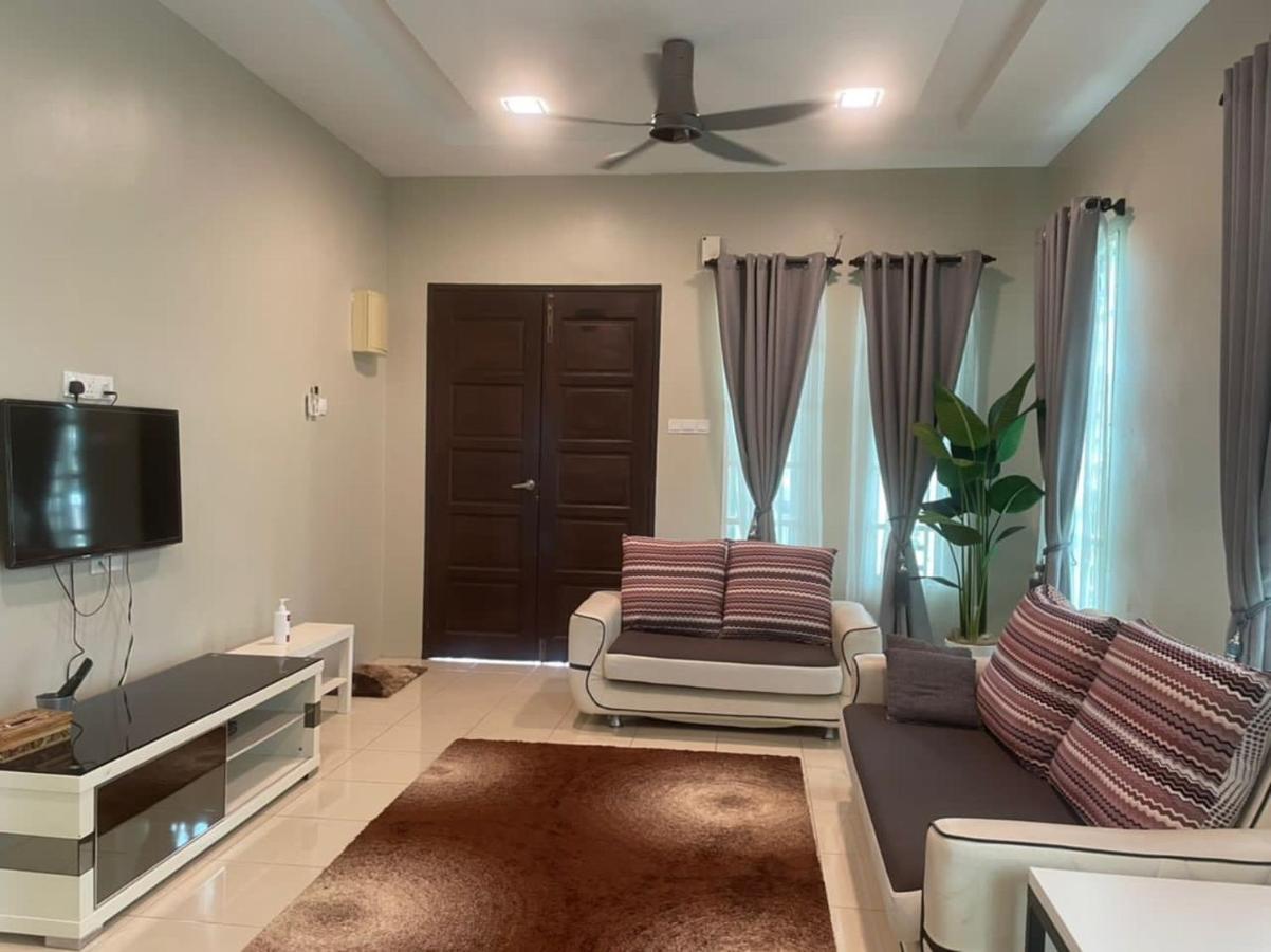 Vistana Indah Homestay ألور سيتار المظهر الخارجي الصورة
